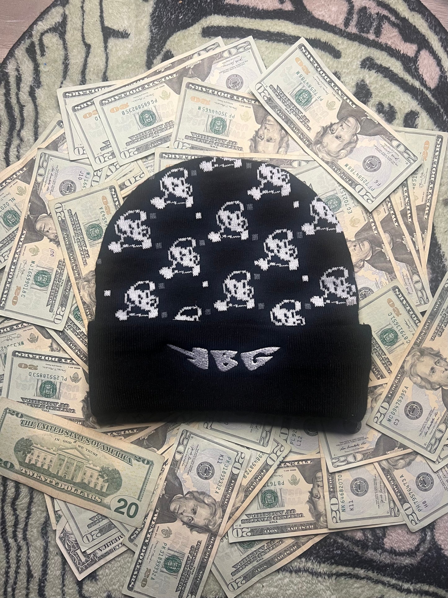 ALL OVER BEANIE