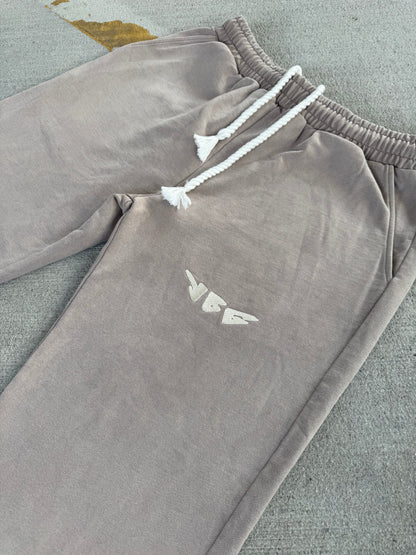 “SIGNATURE” PANTS